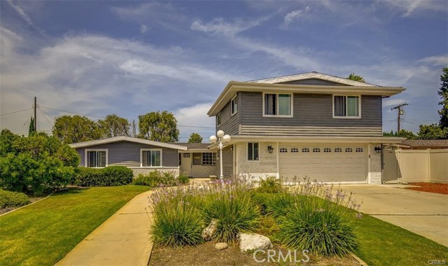 Detail Gallery Image 1 of 1 For 14221 Dall Ln, Tustin,  CA 92780 - 4 Beds | 2/1 Baths
