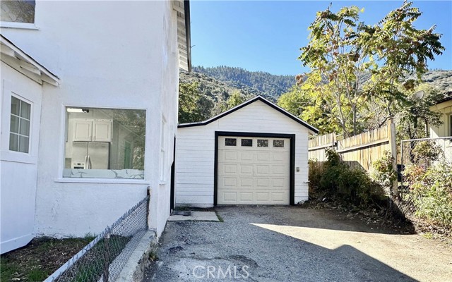 Detail Gallery Image 7 of 23 For 3724 3724 Encino Trl, Frazier Park,  CA 93225 - 4 Beds | 2/1 Baths