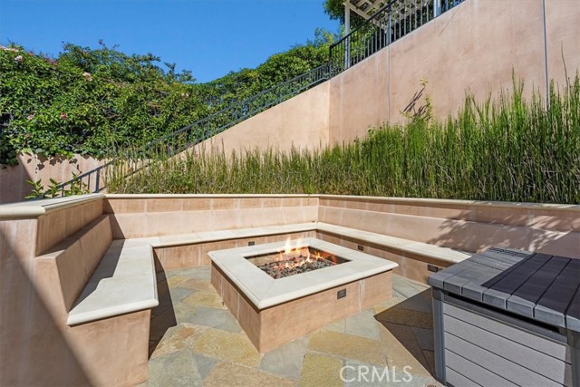 853 Rincon Lane, Palos Verdes Estates CA: https://media.crmls.org/medias/8a0dd974-141b-4c5d-bed3-a85e212a0b39.jpg