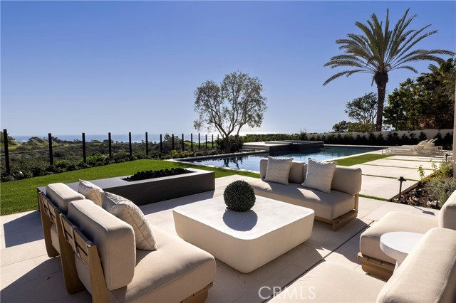 Detail Gallery Image 35 of 48 For 24 Fairway, Newport Coast,  CA 92657 - 6 Beds | 7/2 Baths