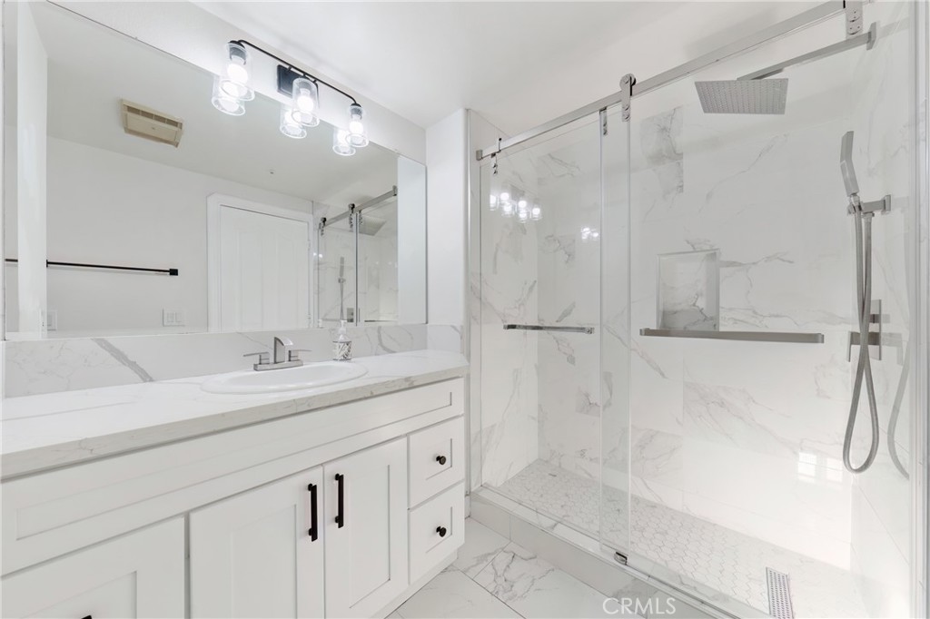 MLS #OC26130929 image #11