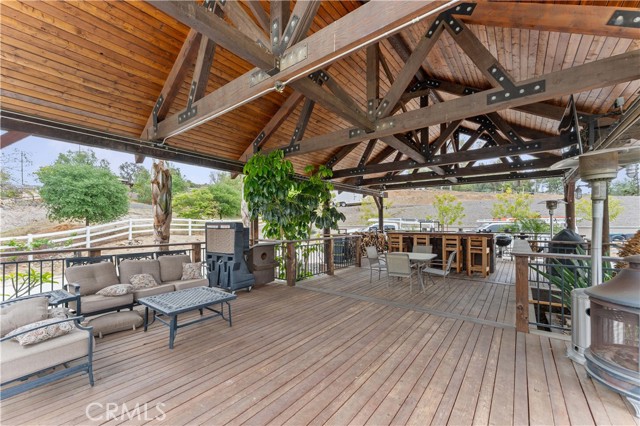 Detail Gallery Image 14 of 73 For 16905 Silver Star Ct, Riverside,  CA 92506 - 4 Beds | 4 Baths