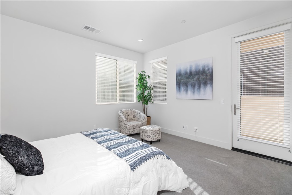 MLS #WS25255346 image #28