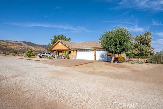 Detail Gallery Image 3 of 51 For 34554 Koontz Rd, Agua Dulce,  CA 91390 - 3 Beds | 2/1 Baths