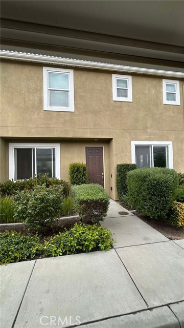 35806 Springvale Lane, Murrieta CA: https://media.crmls.org/medias/8a10cf10-de10-414d-bc2b-7424e8ff49a0.jpg