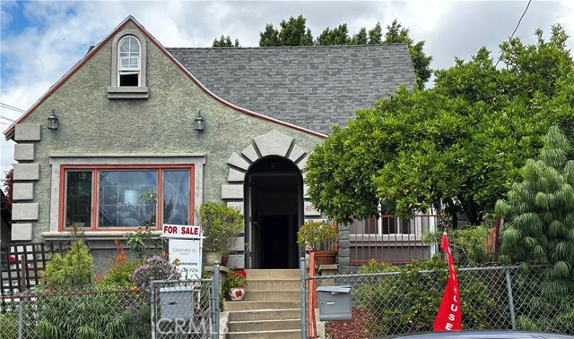 4943 Granada Street, Los Angeles CA: https://media.crmls.org/medias/8a10e1c0-09b2-4be6-bef6-e055ed325302.jpg