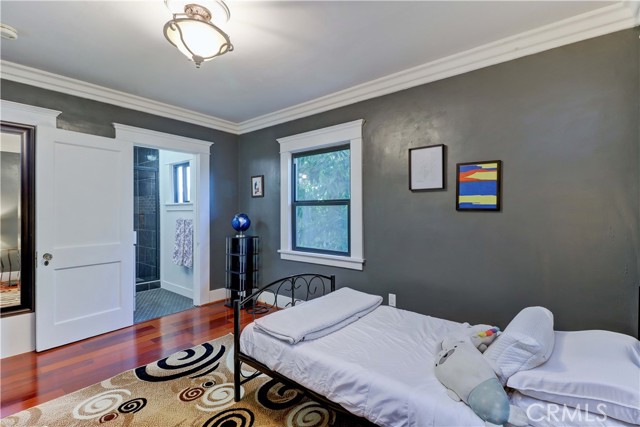 Detail Gallery Image 35 of 73 For 223 N. St. Andrews, Los Angeles,  CA 90004 - 7 Beds | 6/1 Baths