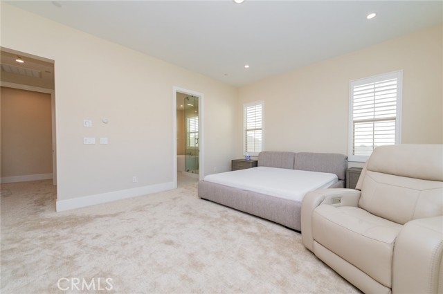 Detail Gallery Image 36 of 56 For 58 Longchamp, Irvine,  CA 92602 - 4 Beds | 4/1 Baths