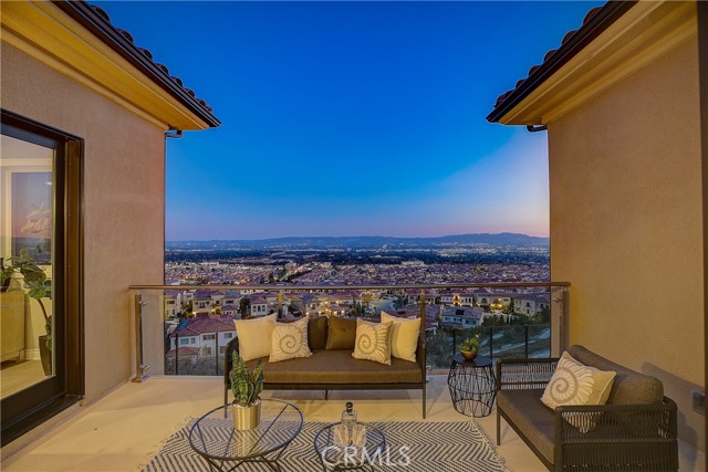 Detail Gallery Image 36 of 75 For 11741 Manchester Way, Porter Ranch,  CA 91326 - 5 Beds | 6 Baths