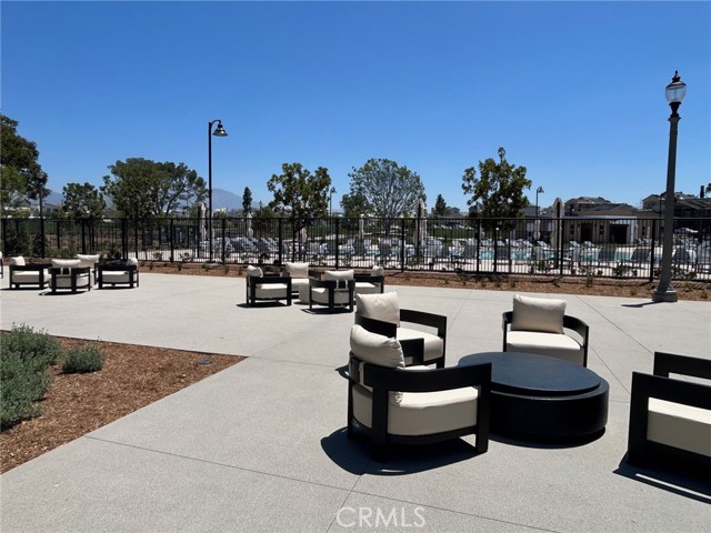 309 Loon, Irvine CA: https://media.crmls.org/medias/8a1355c5-3ab1-49bd-b74f-dae6521e5a4a.jpg