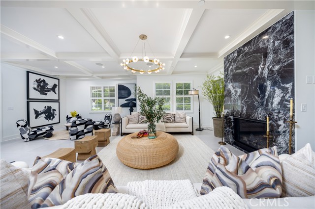 Detail Gallery Image 10 of 66 For 2015 Bella Vista Ave, Arcadia,  CA 91007 - 7 Beds | 8 Baths