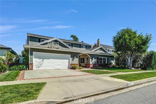 Detail Gallery Image 2 of 65 For 11872 Reagan, Los Alamitos,  CA 90720 - 4 Beds | 5 Baths