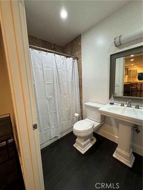 Detail Gallery Image 8 of 17 For 428 S Pacific Coast, Redondo Beach,  CA 90277 - 1 Beds | 1 Baths