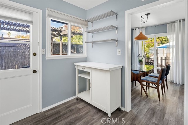 Detail Gallery Image 8 of 35 For 12543 Hartland St, North Hollywood,  CA 91605 - 3 Beds | 2 Baths