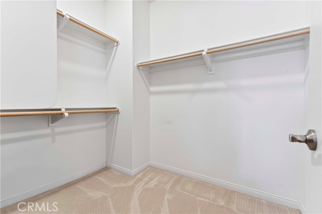 52 Norwich, Irvine CA: https://media.crmls.org/medias/8a15fba5-c1e8-4039-8a8d-00e3647474e2.jpg