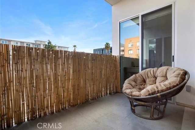 Detail Gallery Image 13 of 58 For 6735 Yucca St #307,  Los Angeles,  CA 90028 - 2 Beds | 2 Baths