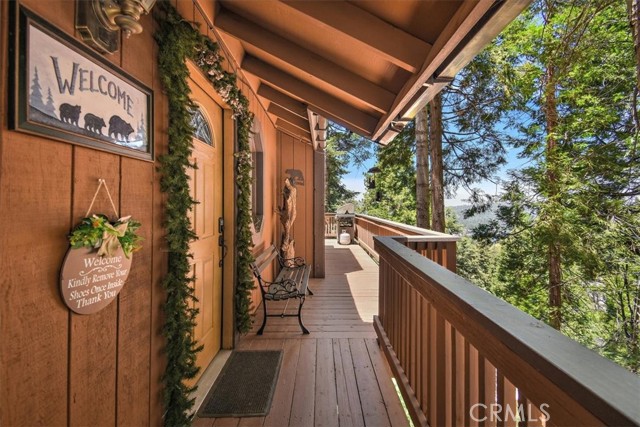 Detail Gallery Image 32 of 41 For 638 Buckingham Square, Lake Arrowhead,  CA 92352 - 3 Beds | 1/1 Baths