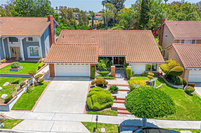 1736 Island Drive, Fullerton CA: https://media.crmls.org/medias/8a17a306-5c04-4d24-b9a8-b1c1dda17dfa.jpg