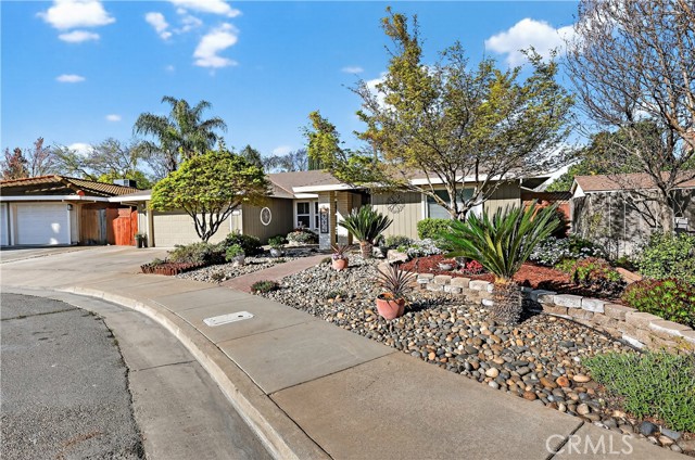 Detail Gallery Image 9 of 46 For 2109 La Paz Ct, Merced,  CA 95340 - 3 Beds | 2 Baths