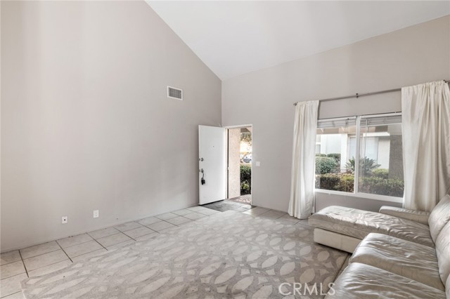 Detail Gallery Image 9 of 20 For 3 Mirror #40,  Irvine,  CA 92604 - 3 Beds | 2 Baths