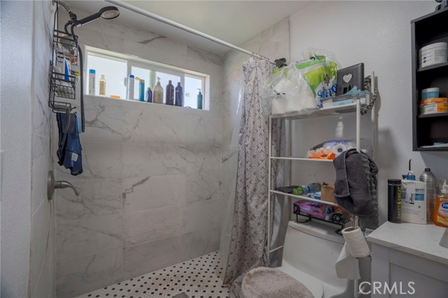 Detail Gallery Image 33 of 40 For 9727 Glandon St, Bellflower,  CA 90601 - – Beds | – Baths