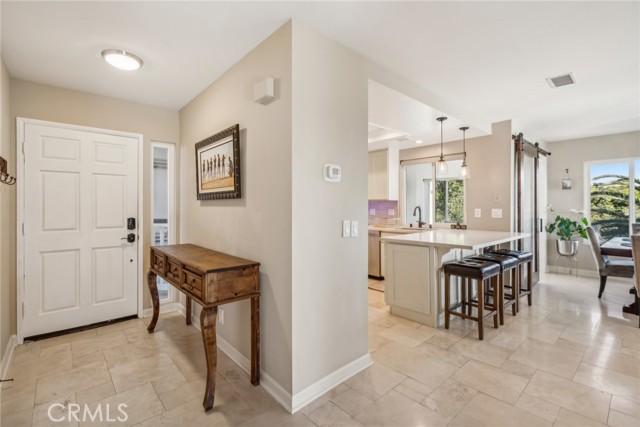 Detail Gallery Image 4 of 22 For 507 Morning Canyon Rd #11,  Corona Del Mar,  CA 92625 - 3 Beds | 2 Baths