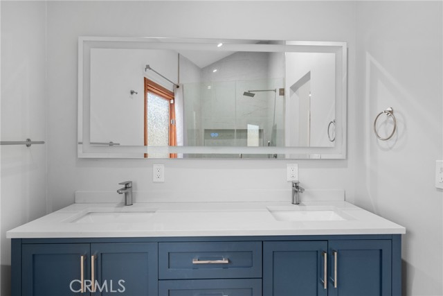 5624 Freeman Avenue, La Crescenta CA: https://media.crmls.org/medias/8a198323-0352-42bf-8ac4-42aca44c5fec.jpg