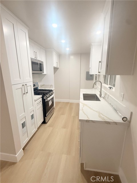 Detail Gallery Image 8 of 29 For 1711 Fremont, South Pasadena,  CA 91030 - – Beds | – Baths