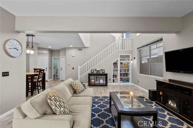 27606 Primrose Lane, Castaic CA: https://media.crmls.org/medias/8a1a0945-43b7-457d-82ce-92700431e660.jpg