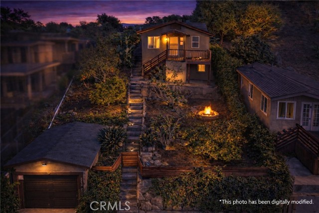 Detail Gallery Image 2 of 35 For 3320 Reynolds, Montecito Heights,  CA 90032 - 3 Beds | 2 Baths