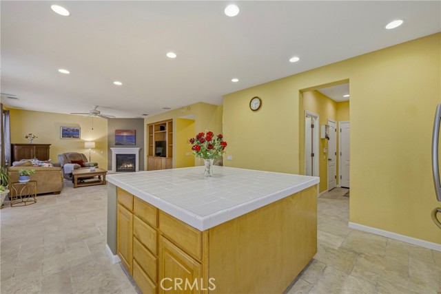 Detail Gallery Image 25 of 56 For 1258 Avignon, Merced,  CA 95348 - 4 Beds | 3 Baths