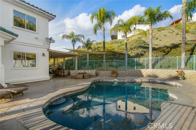 Detail Gallery Image 48 of 72 For 22391 San Joaquin, Canyon Lake,  CA 92587 - 4 Beds | 2/1 Baths