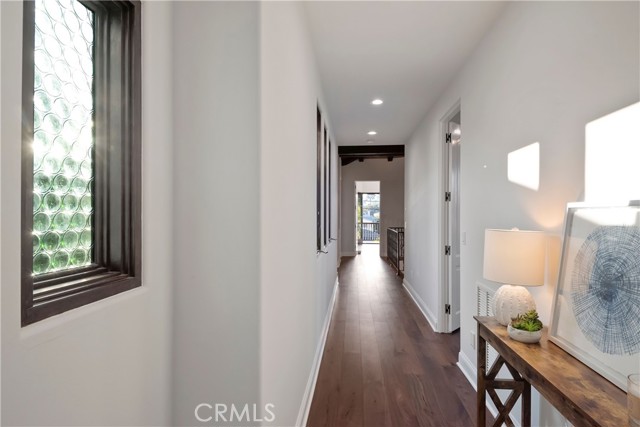 1725 Oak Avenue, Manhattan Beach, California 90266, 4 Bedrooms Bedrooms, ,4 BathroomsBathrooms,Residential,Sold,Oak,SB21251679