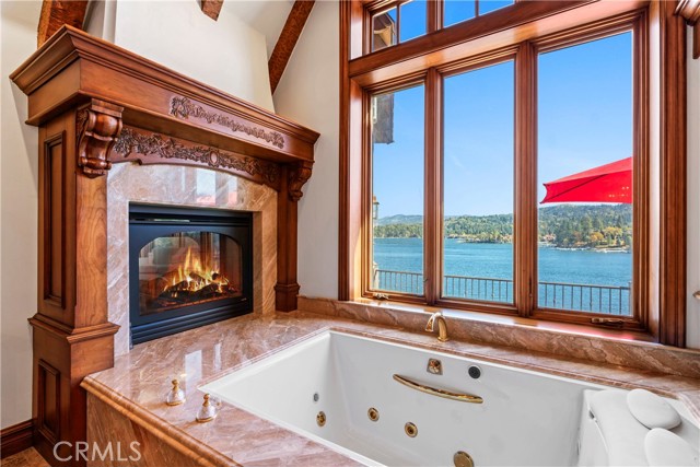 Detail Gallery Image 18 of 75 For 27453 Bayshore Dr, Lake Arrowhead,  CA 92352 - 8 Beds | 6/2 Baths