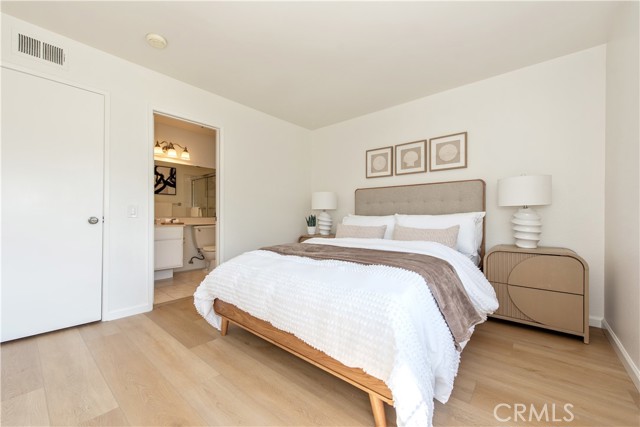 Detail Gallery Image 28 of 31 For 28 Exeter #19,  Irvine,  CA 92612 - 2 Beds | 2/1 Baths