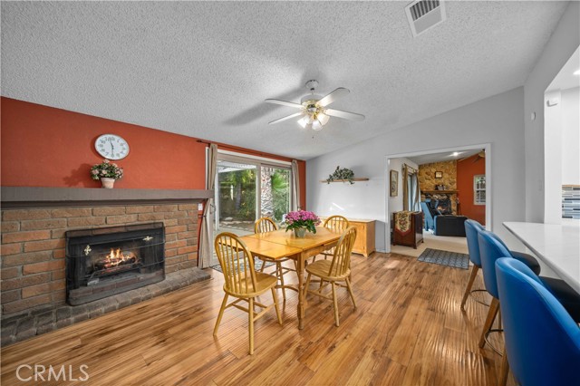 802 Duval Street, La Verne CA: https://media.crmls.org/medias/8a1d919d-eeab-4b79-b5d6-05280904a790.jpg