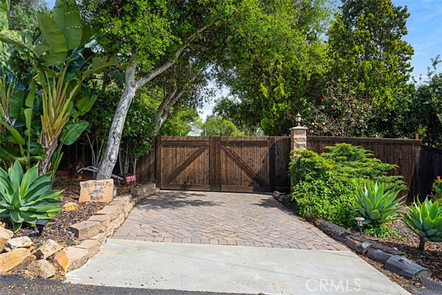 Detail Gallery Image 17 of 54 For 304 Calle De La Paloma, Fallbrook,  CA 92028 - 3 Beds | 2 Baths