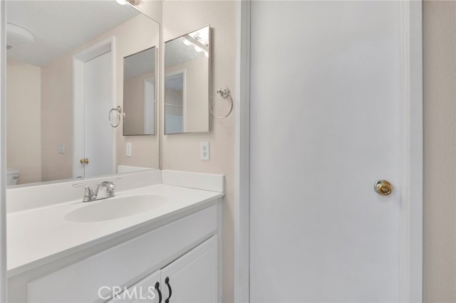 Detail Gallery Image 21 of 34 For 14106 Gray, Victorville,  CA 92394 - 4 Beds | 2 Baths