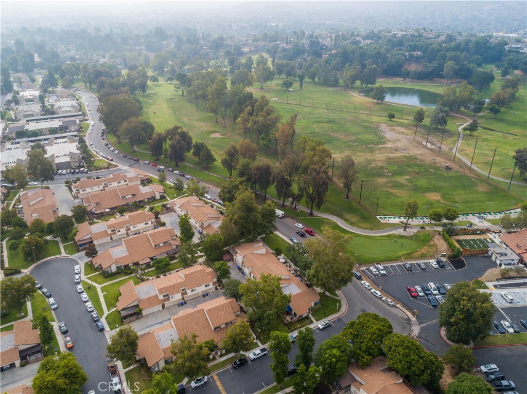 https://media.crmls.org/medias/8a1e54d5-3f2d-4c99-a8f5-095b0b377705.jpg?preset=X-Large