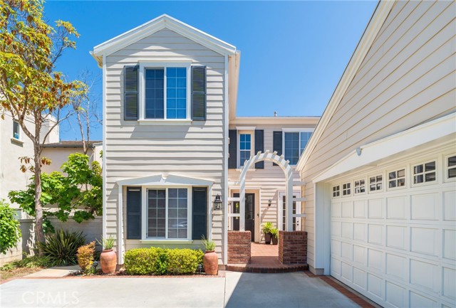 6535 Park Royal Circle, Huntington Beach CA: https://media.crmls.org/medias/8a1ea60a-4816-4dc0-bdb6-fd00e5c261fd.jpg