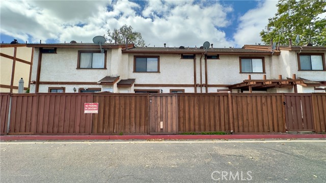 Detail Gallery Image 6 of 26 For 1133 S Paula Dr #7,  Fullerton,  CA 92833 - 2 Beds | 2/1 Baths