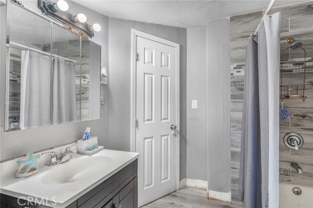 Detail Gallery Image 15 of 42 For 18325 El Molino, Bloomington,  CA 92316 - 3 Beds | 1 Baths