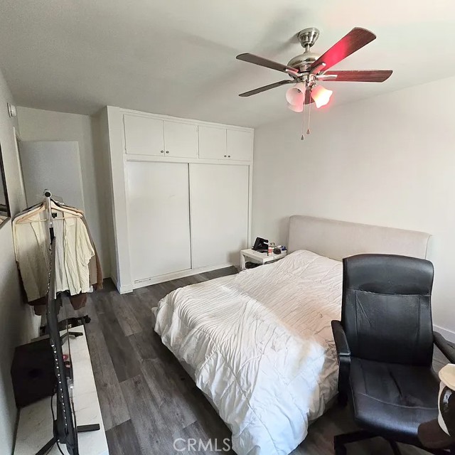 1132 S Holt Avenue, Los Angeles CA: https://media.crmls.org/medias/8a205076-68f0-4e88-b910-02f822426276.jpg