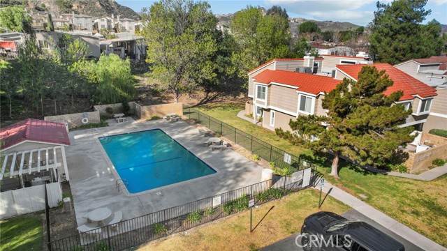 31321 The Old Road, Castaic CA: https://media.crmls.org/medias/8a208b8c-280e-4556-b995-17e2978a2a09.jpg