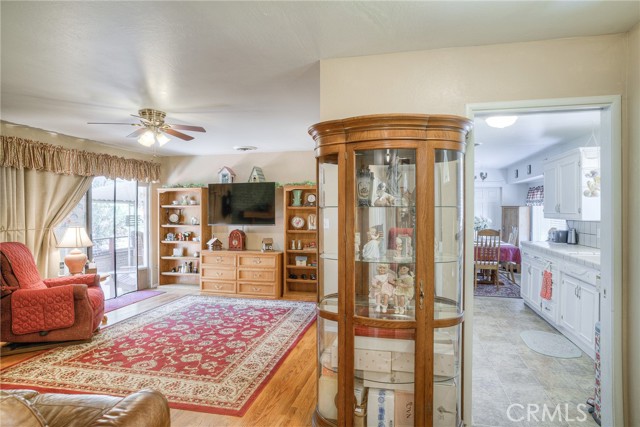 Detail Gallery Image 9 of 56 For 8 Rockridge Rd, Oroville,  CA 95966 - 3 Beds | 2 Baths
