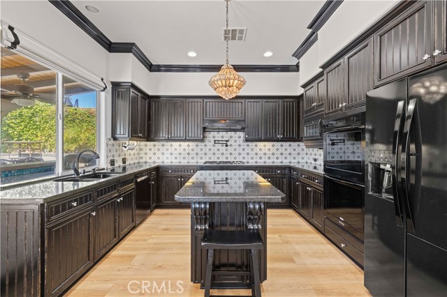 26556 Beecher Lane, Stevenson Ranch CA: https://media.crmls.org/medias/8a21a92f-e4d2-4969-be9f-2415055a59c0.jpg