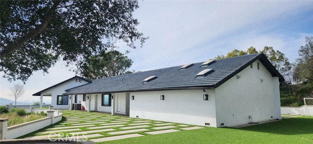 Image 9 of 34 For 7390 Live Oak Drive