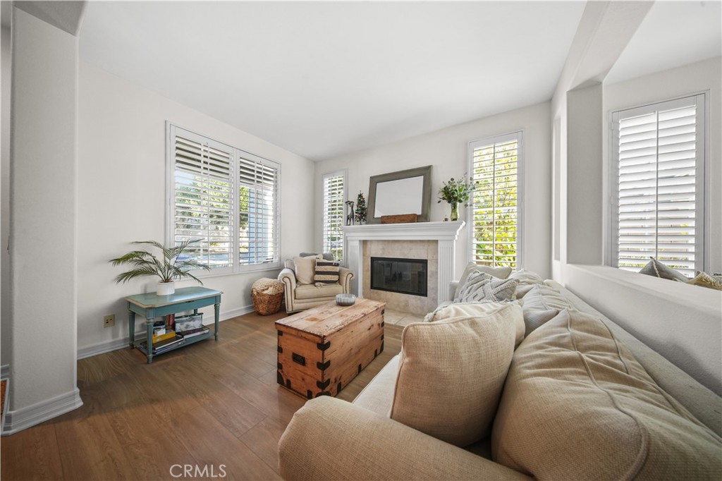 MLS #OC25274767 image #5