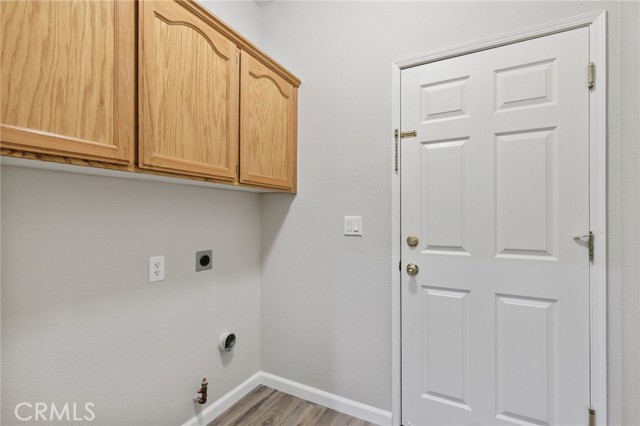 525 Mallard Avenue, Lemoore CA: https://media.crmls.org/medias/8a2251df-12e8-42da-a8da-ee3db83d81aa.jpg