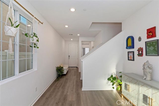 2275 Melogold Way, Corona CA: https://media.crmls.org/medias/8a23a9da-4ca7-45e1-a7e8-807b071a13c6.jpg
